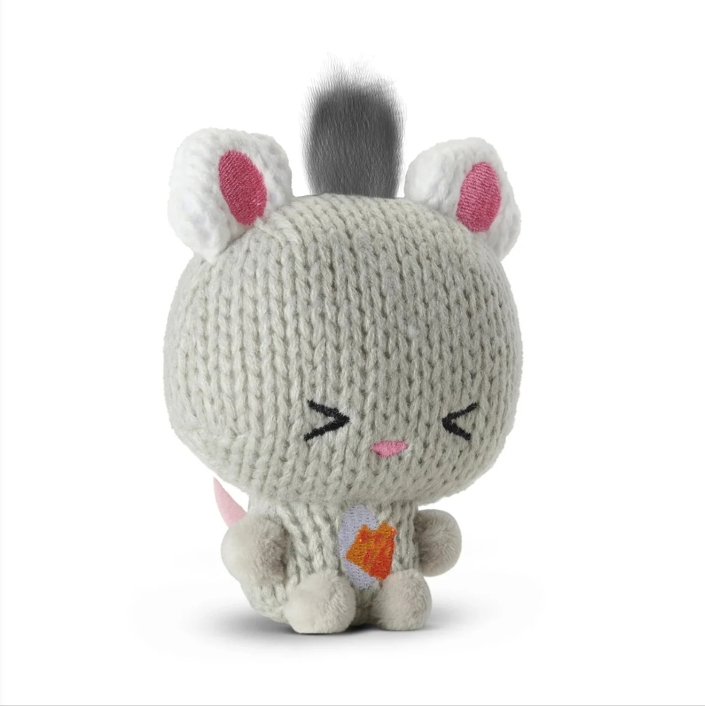 RARE Jakks Ami Amis Crochet Knit Collectible Toy - Brie the Mouse - NWT